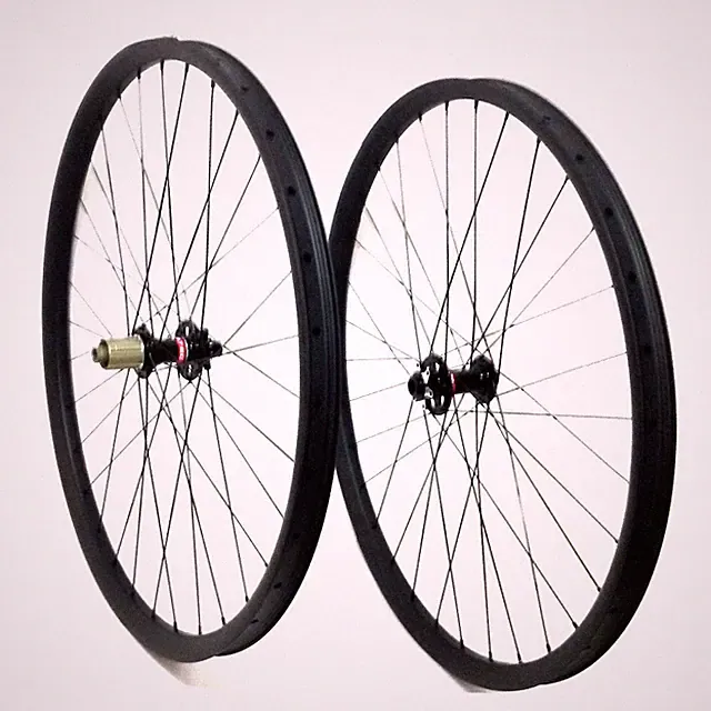 29er/27.5inch Carbon Mountain Bike Disc Brake Wheels Clincher Tookless Tubeless